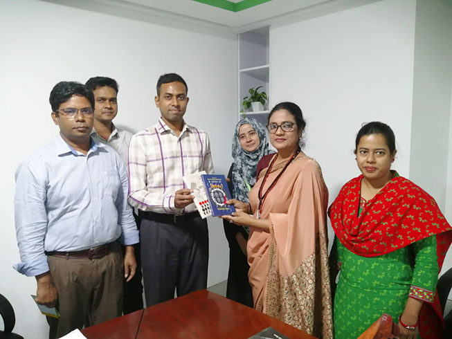 Meeting between Aparajeyo-Bangladesh and Grameen Euglena